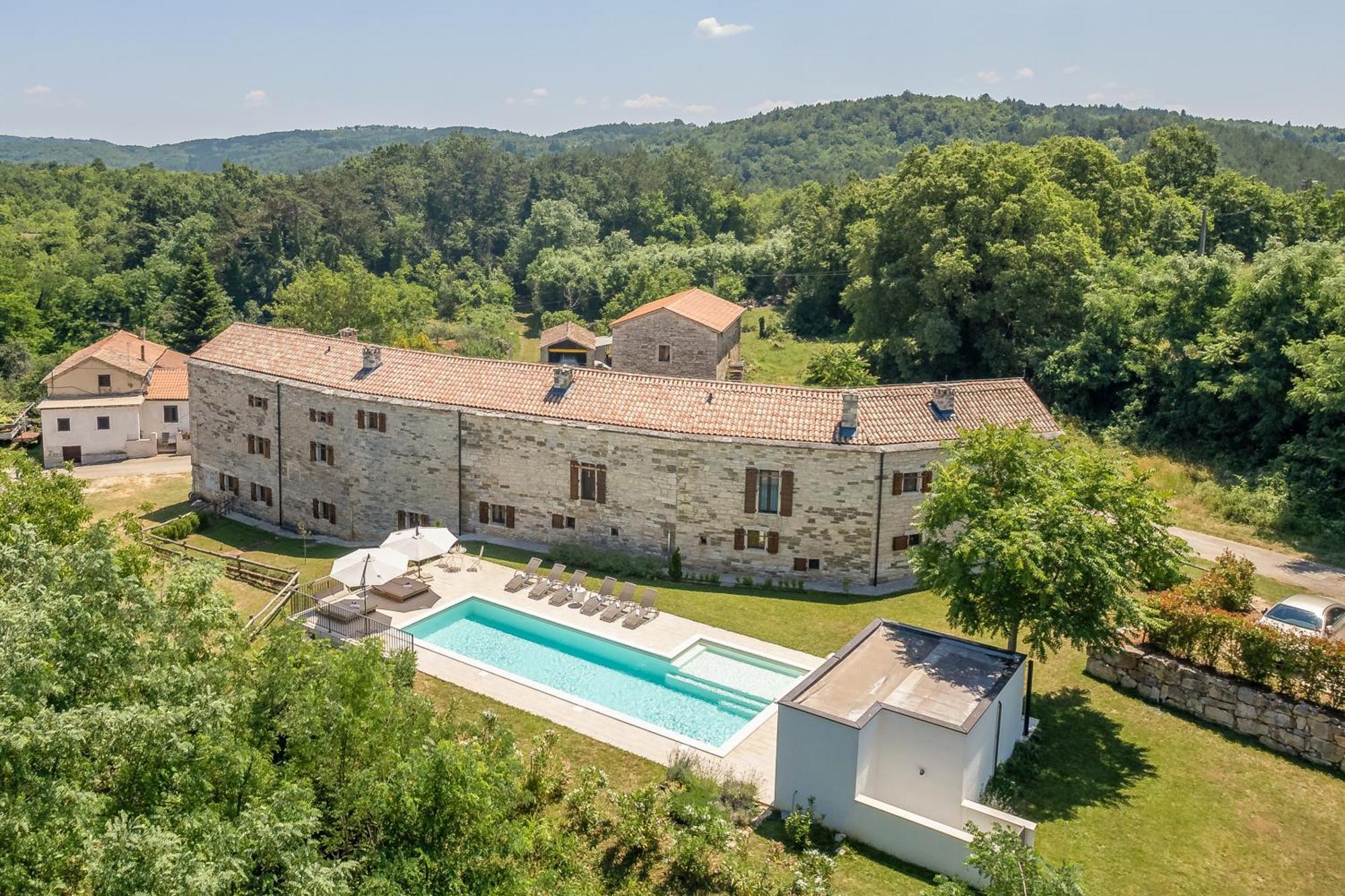 Villas Martincici With Large Pool Grožnjan Εξωτερικό φωτογραφία