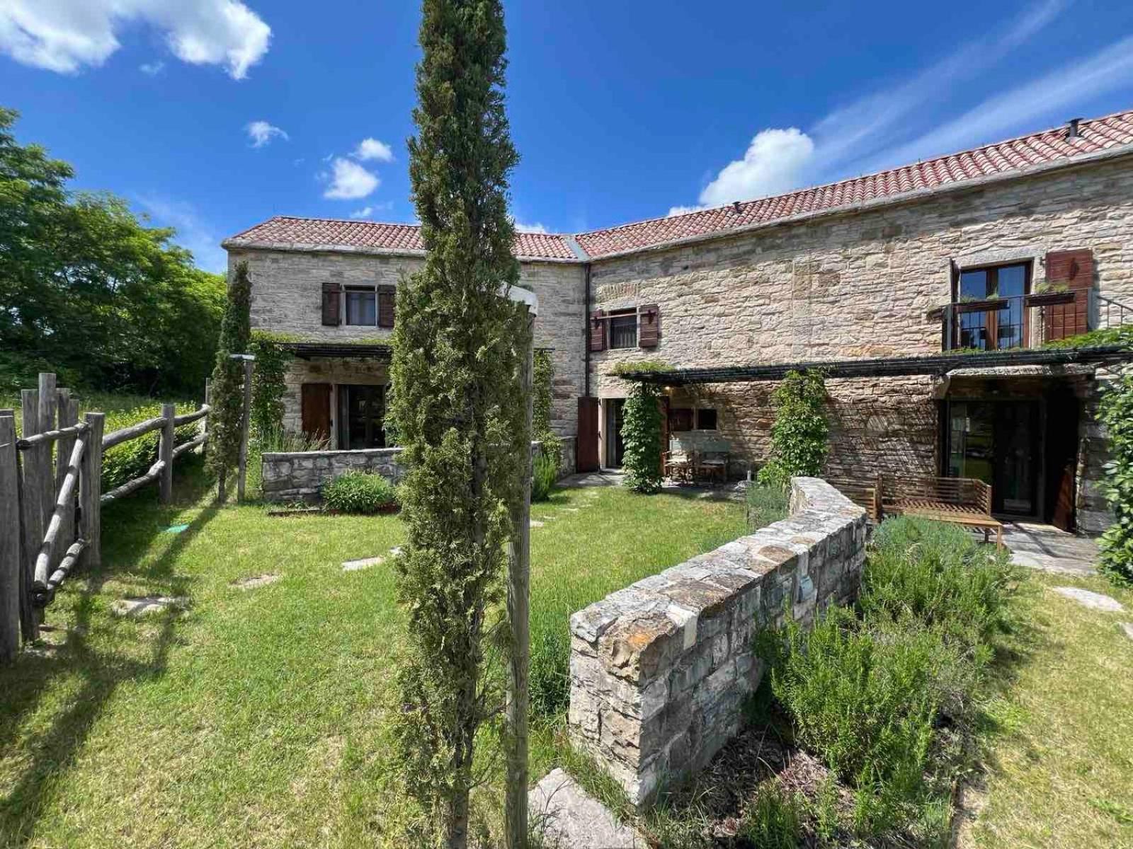 Villas Martincici With Large Pool Grožnjan Εξωτερικό φωτογραφία