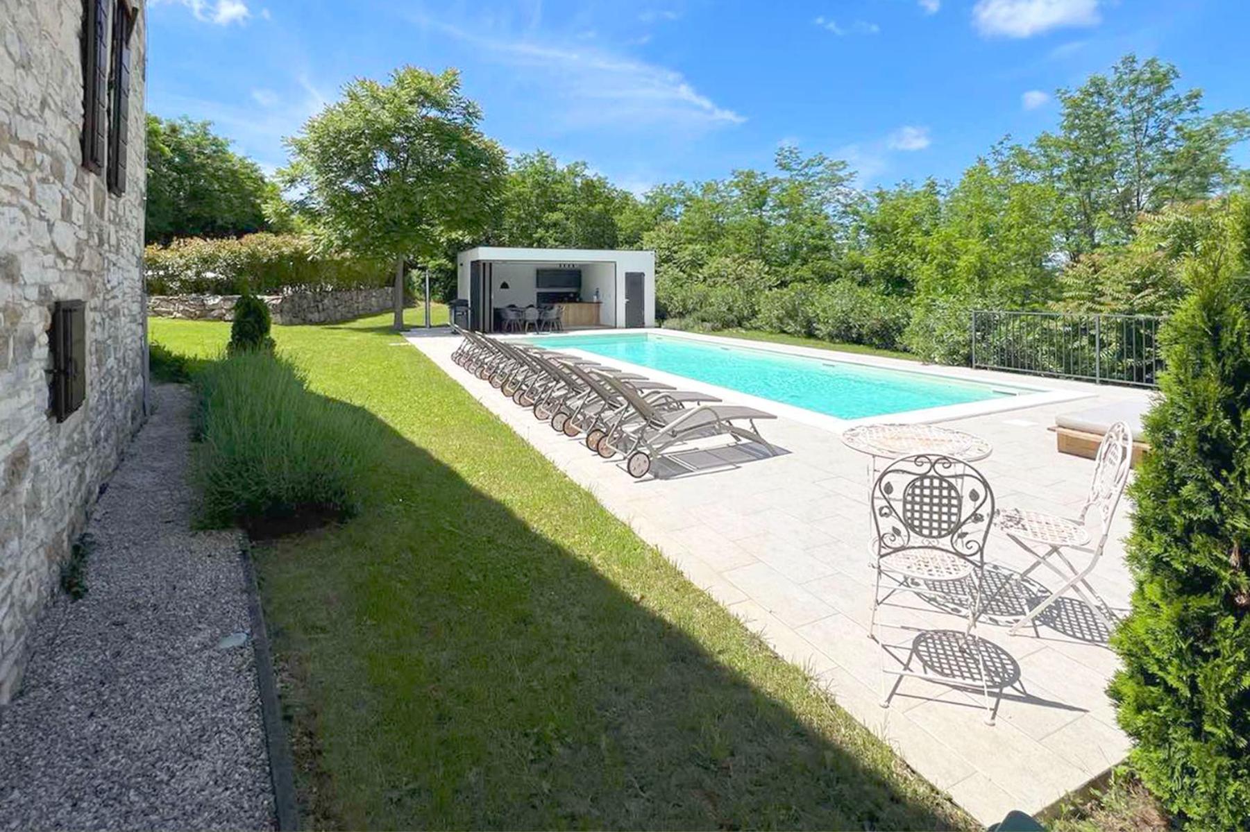 Villas Martincici With Large Pool Grožnjan Εξωτερικό φωτογραφία