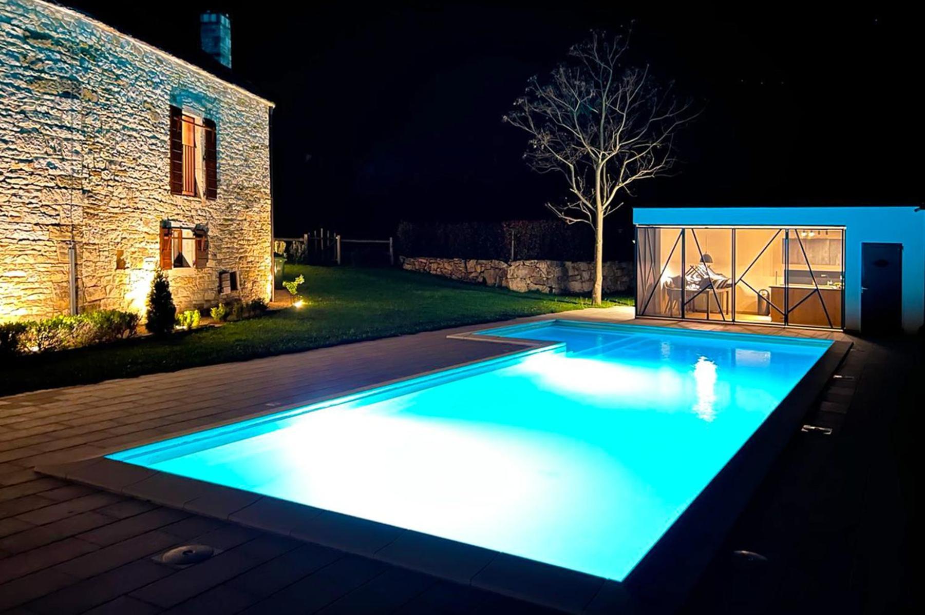 Villas Martincici With Large Pool Grožnjan Εξωτερικό φωτογραφία
